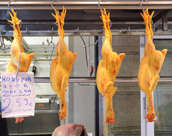 Galli da pollame impiccati — Foto Stock