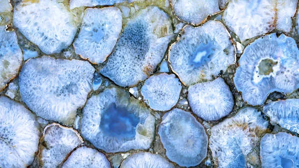 Kristaller blå bakgrund — Stockfoto