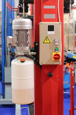 Hidrolik araba Asansör