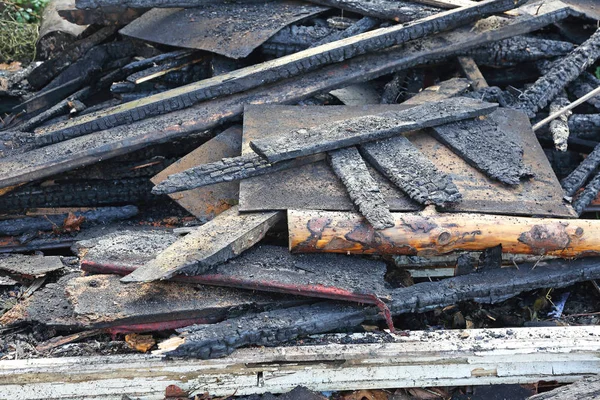 Huis platgebrand — Stockfoto