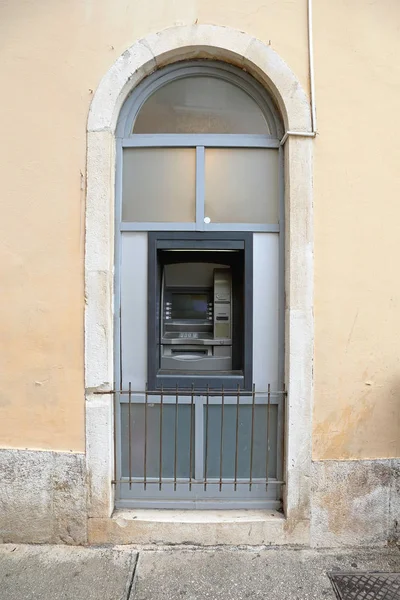 ATM στην αψίδα — Φωτογραφία Αρχείου