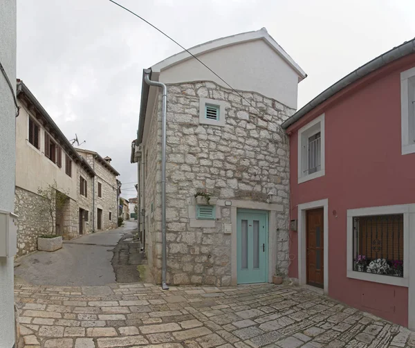 Straat in rovinj — Stockfoto