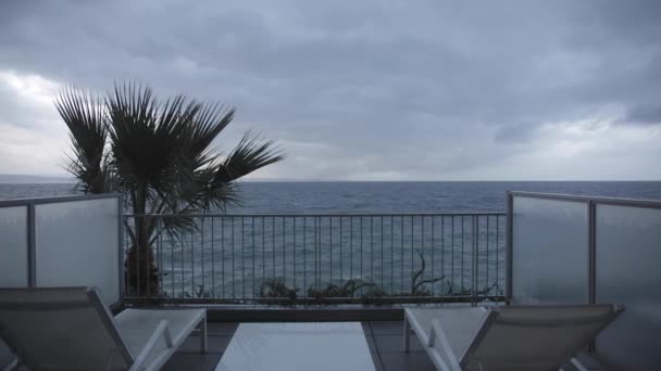 Вид на море тераса вечір — стокове відео