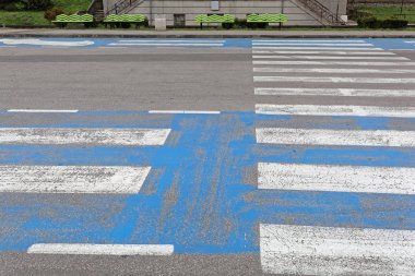 Yaya geçidi yaya geçidi