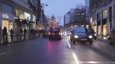 Knightsbridge Londra kış akşam