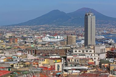 Napoli ve Vesuvius