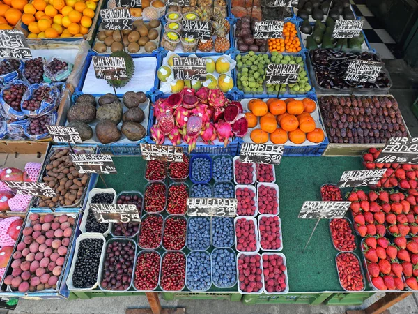 Varietà del mercato della frutta — Foto Stock