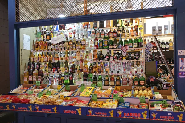 Tienda de bebidas Budapest —  Fotos de Stock