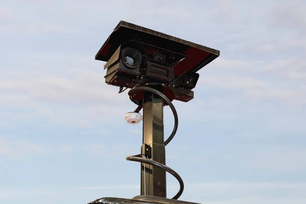 Torre da câmera de segurança — Fotografia de Stock