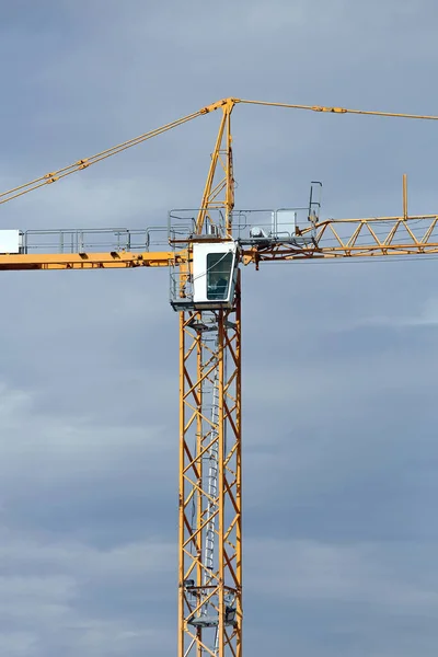 Estrutura da torre do guindaste — Fotografia de Stock