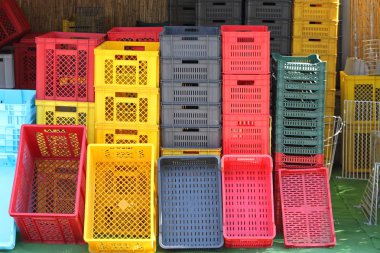 Plastik tarım kasaları