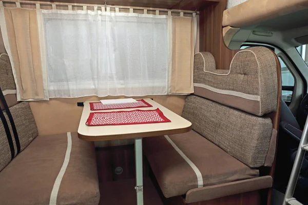 Campervan stół — Zdjęcie stockowe
