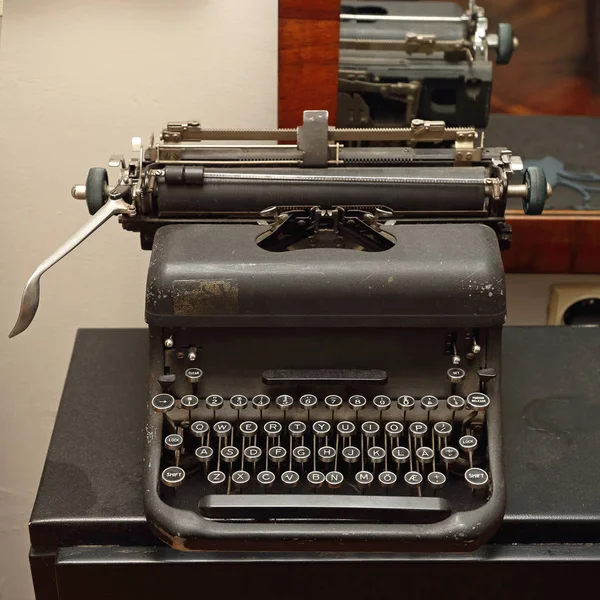 Retro schrijfmachine — Stockfoto