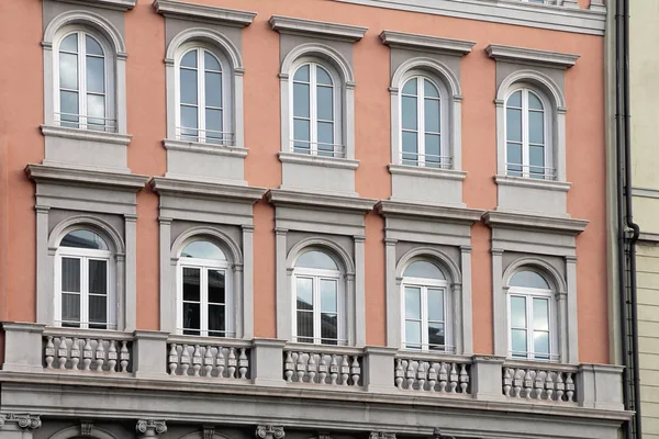 Windows i Trieste — Stockfoto