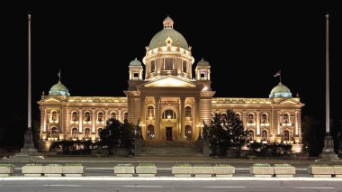 Sırp Parlamento gece