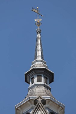 Rüzgâr Vane Spire Tepesi