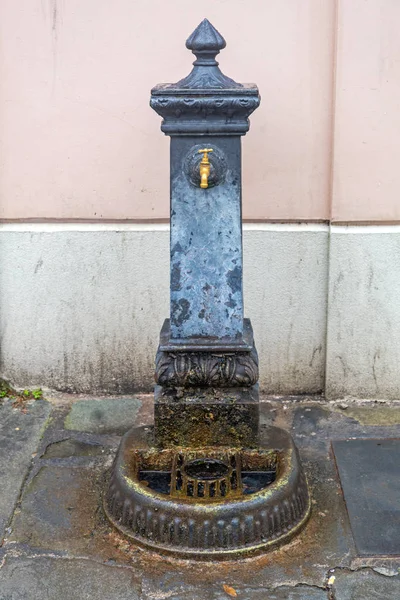 Δημόσια νερό βρύση — Φωτογραφία Αρχείου