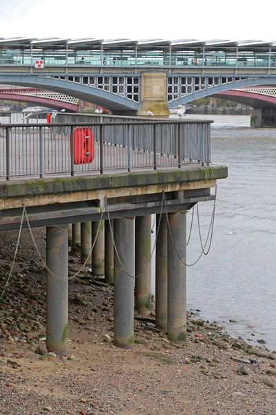 Low Tide Thames — Stock Photo, Image