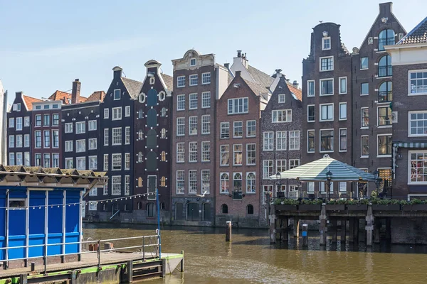 阿姆斯特丹传统住宅 — 图库照片