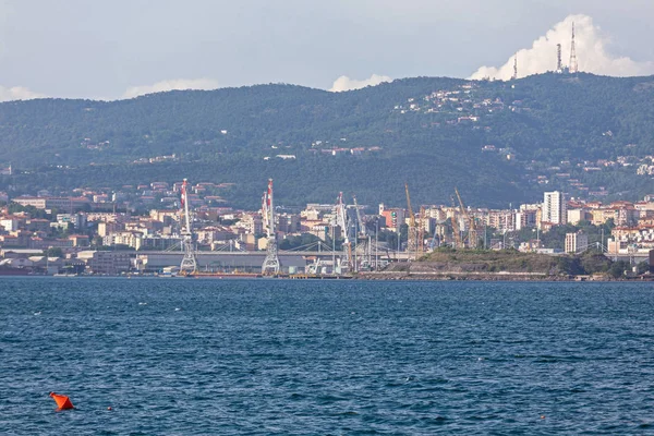 Cranes Trieste — Stock Photo, Image