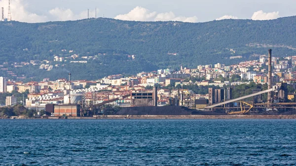 Zona industriale di Trieste — Foto Stock