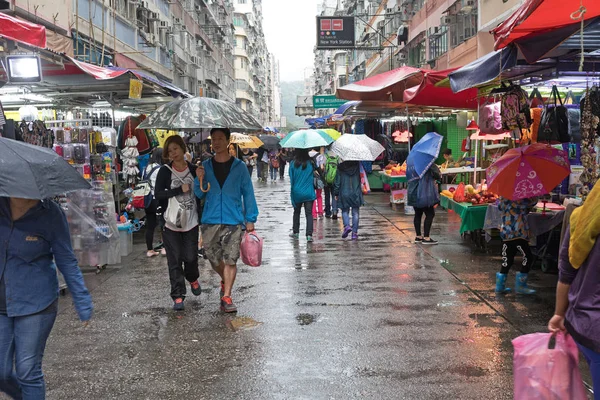 Βροχή αγορά Street Day — Φωτογραφία Αρχείου