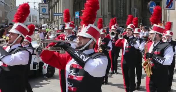 Milan Italy June 2019 Festive Parade Band Music Play Street — Stock Video