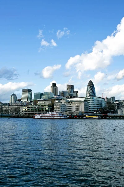 London and Thames — Stock Photo, Image