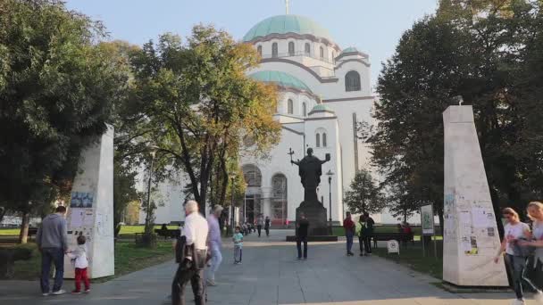 Belgrado Sérvia Outubro 2019 Igreja São Sava Templo Ortodoxo Outono — Vídeo de Stock