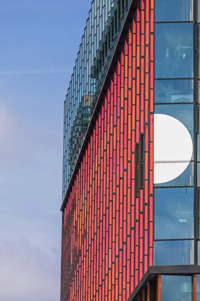 Red Glass Facade — Stock Photo, Image