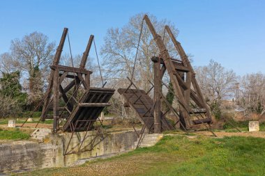 Arles Fransa 'daki Pont Van Gogh Langlois Köprüsü