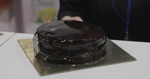 Pastry Chef Decorating Chocolate Cake Fondant Pieces — Stock Video