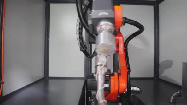 Braço Robótico Com Acessório Ferramenta Solda Fabricação Automática — Vídeo de Stock