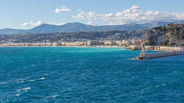 Błękitne Morze Śródziemne Latarnia Morska Nicei Francja — Zdjęcie stockowe