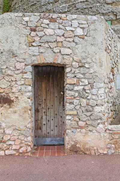 Закриті Двері Старого Кам Яного Будинку — стокове фото