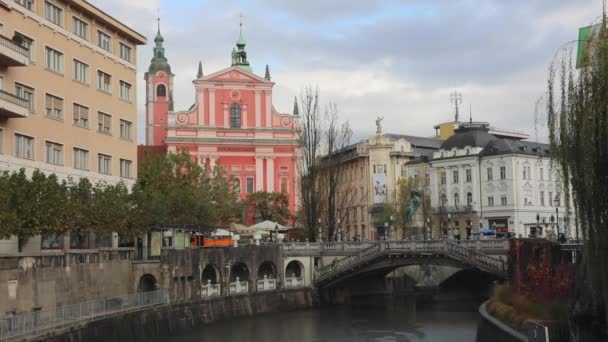 Ponte Tripla Overljubljanica River Capital City Ljubljana Eslovénia — Vídeo de Stock