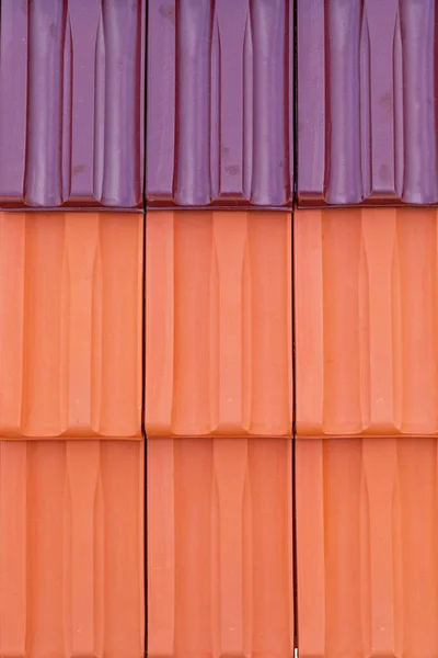 新しい近代的なセラミック屋根のタイル2色 — ストック写真