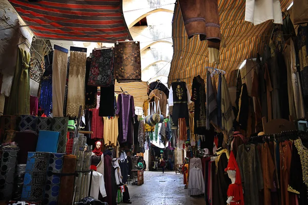 Roupas Souk, Trípoli, Líbano — Fotografia de Stock