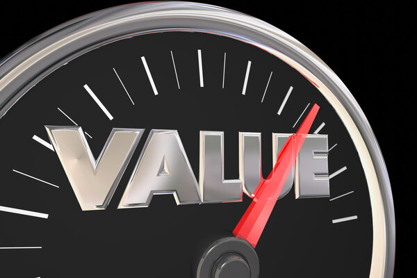 Спидометр крупным планом с надписью
