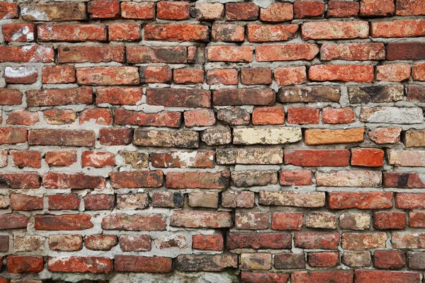 Ziegelmauer mit einem Riss — Stockfoto