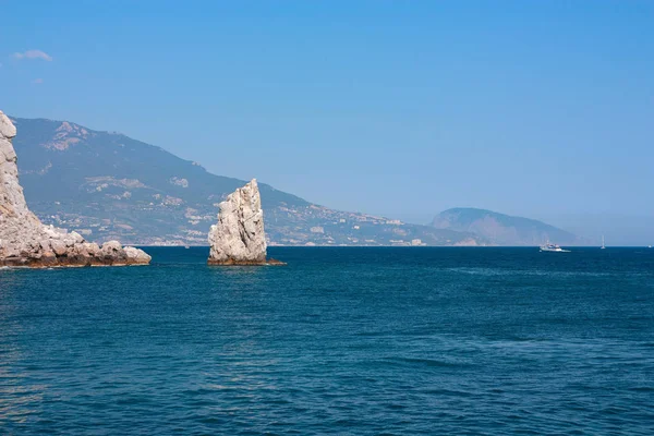 Crimea, roca "Vela " —  Fotos de Stock