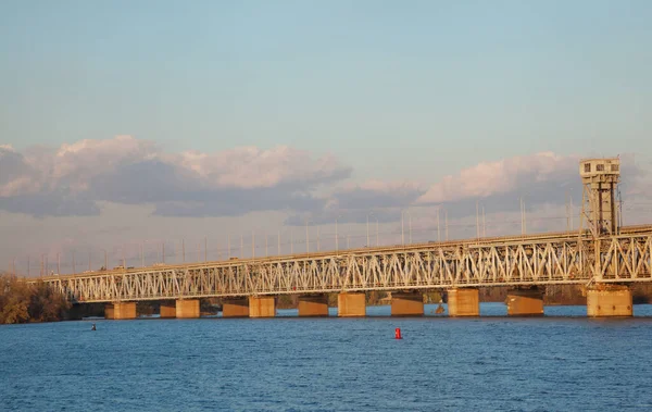 Ponte ferroviária — Fotografia de Stock