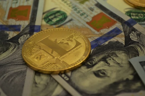 Litecoin Auf Dollarscheinen Background Crypto Währung Neues Virtuelles Geld Dollar — Stockfoto