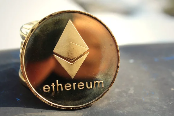 Κρυπτονόμισμα Κέρμα Ethereum Εικονικό Νόμισμα Κρυπτό Νόμισμα — Φωτογραφία Αρχείου