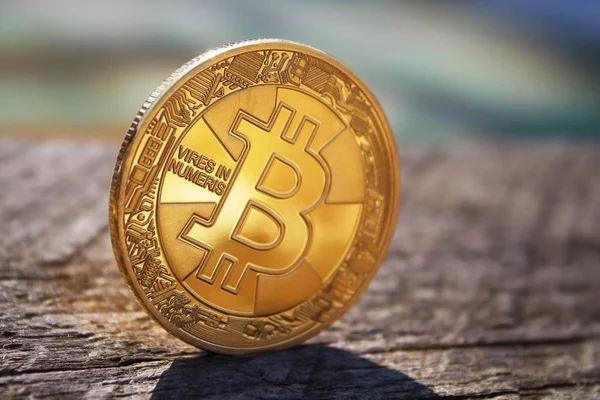 Goldener Bitcoin Kryptowährung Neues Virtuelles Money Business Und Trading Konzept lizenzfreie Stockbilder