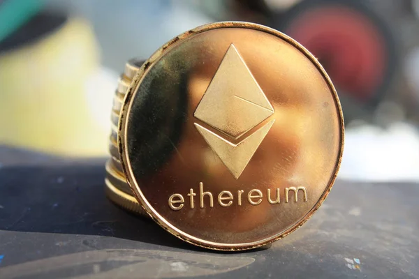 Pilha Éter Ethereum Coins Blockchain Technology Virtual Moeda Criptomoeda Novo — Fotografia de Stock