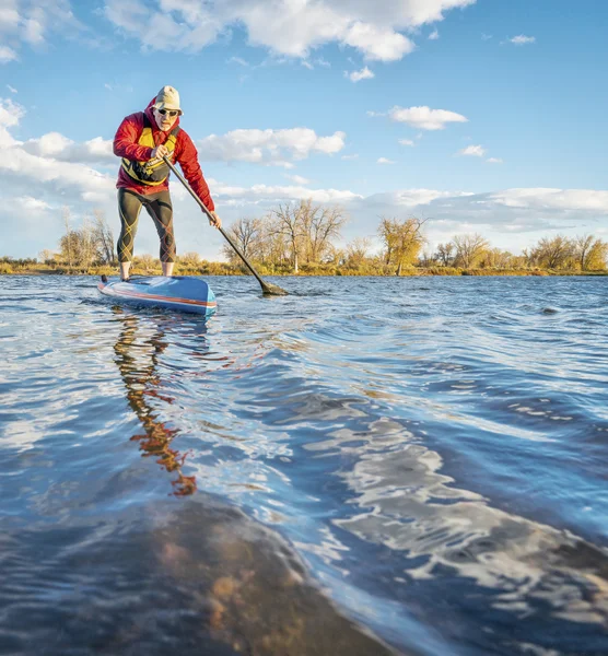 Paddling stand up paddleboard — Stockfoto