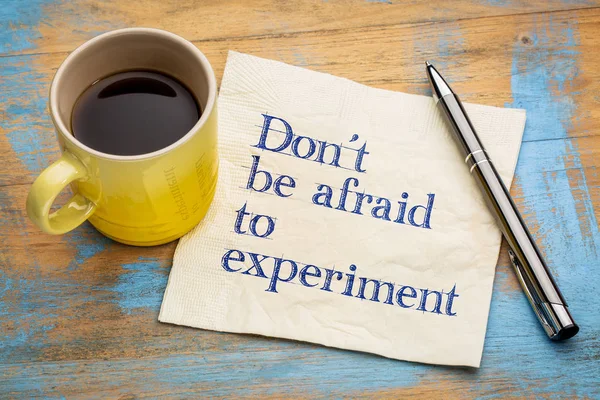 Nie bój się eksperymentować — Zdjęcie stockowe