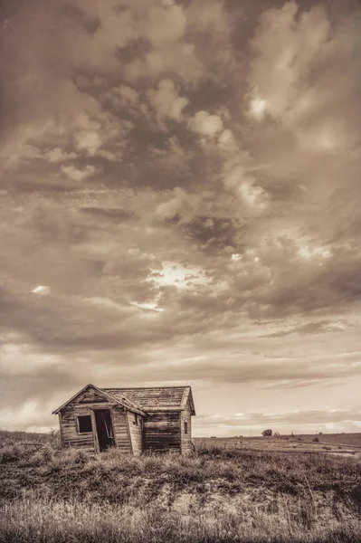 Starý opuštěný statek na Colorado prérie — Stock fotografie