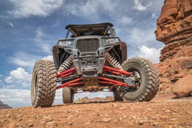 Polaris Rzr Atv Moab yakınındaki tavuk köşe 4wd izinde